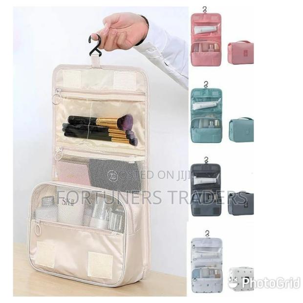 Foldable Make-Up/ Cosmetic Bag - thumbnail 3