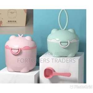 *Powder Milk Container