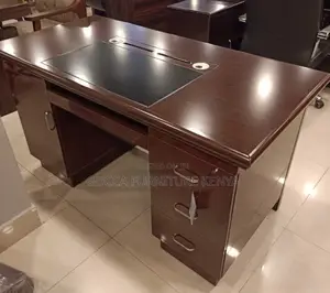 Office Tables: Executive Home Office Table 1.4 Meters
