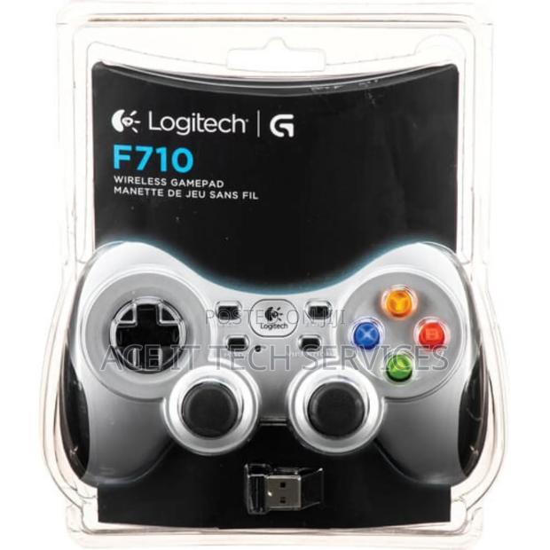 Logitech F710 Wireless Gamepad - main view