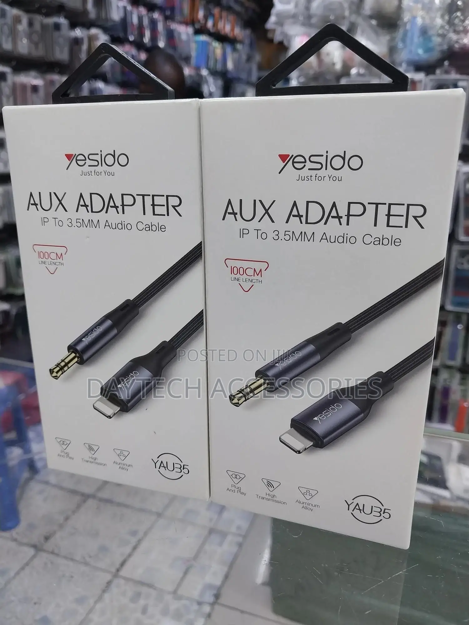 Yesido 1.2m Lightning to 3.5mm Audio Aux Auxiliary Cable