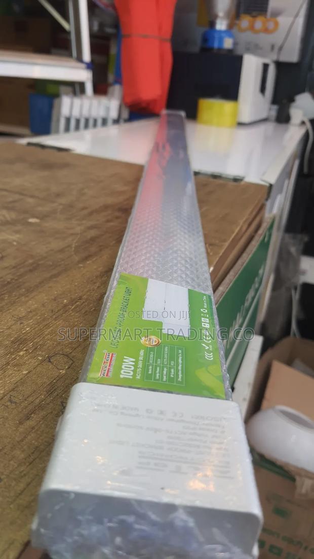 Dustproof 4ft Fitting 100wts - thumbnail 3