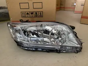 Toyota Vanguard 2010 Head Lamp