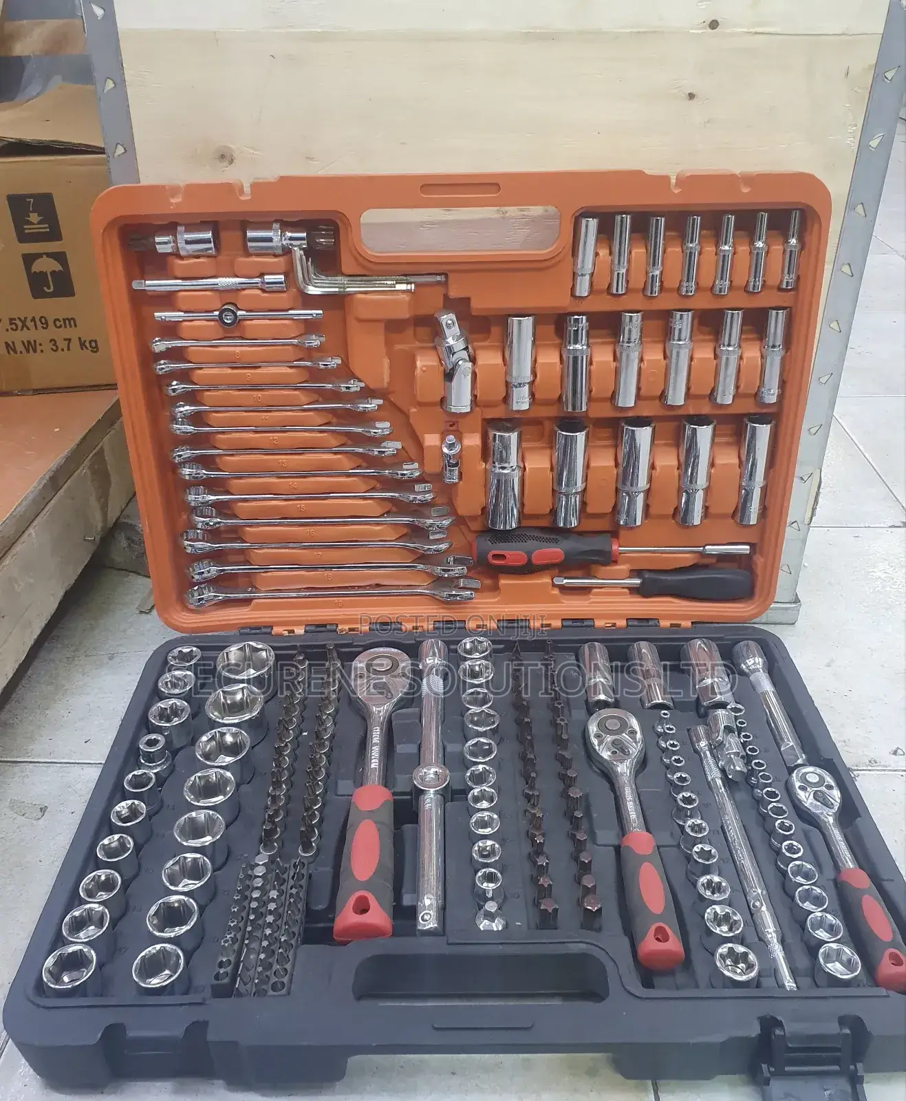 216-Piece Tool Set.