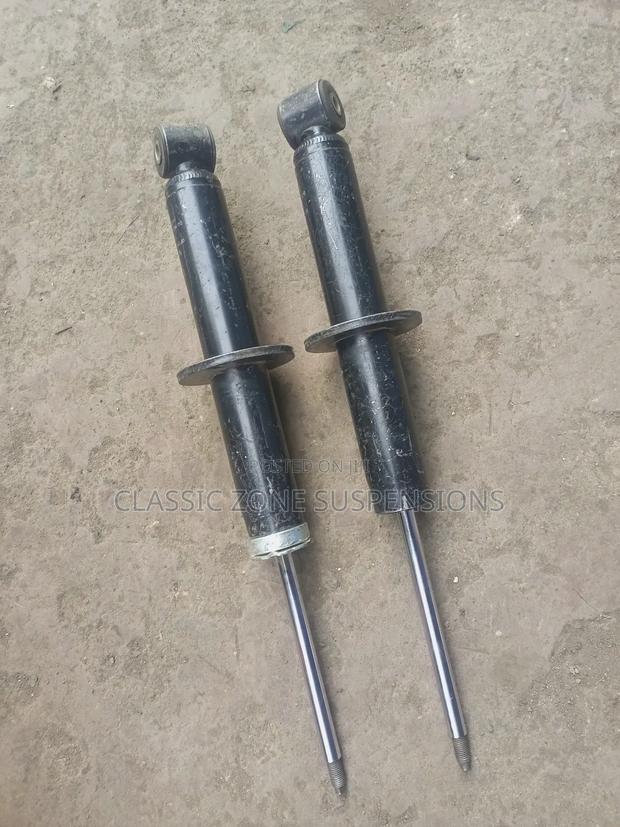 Porsche Cayenne Back Shocks