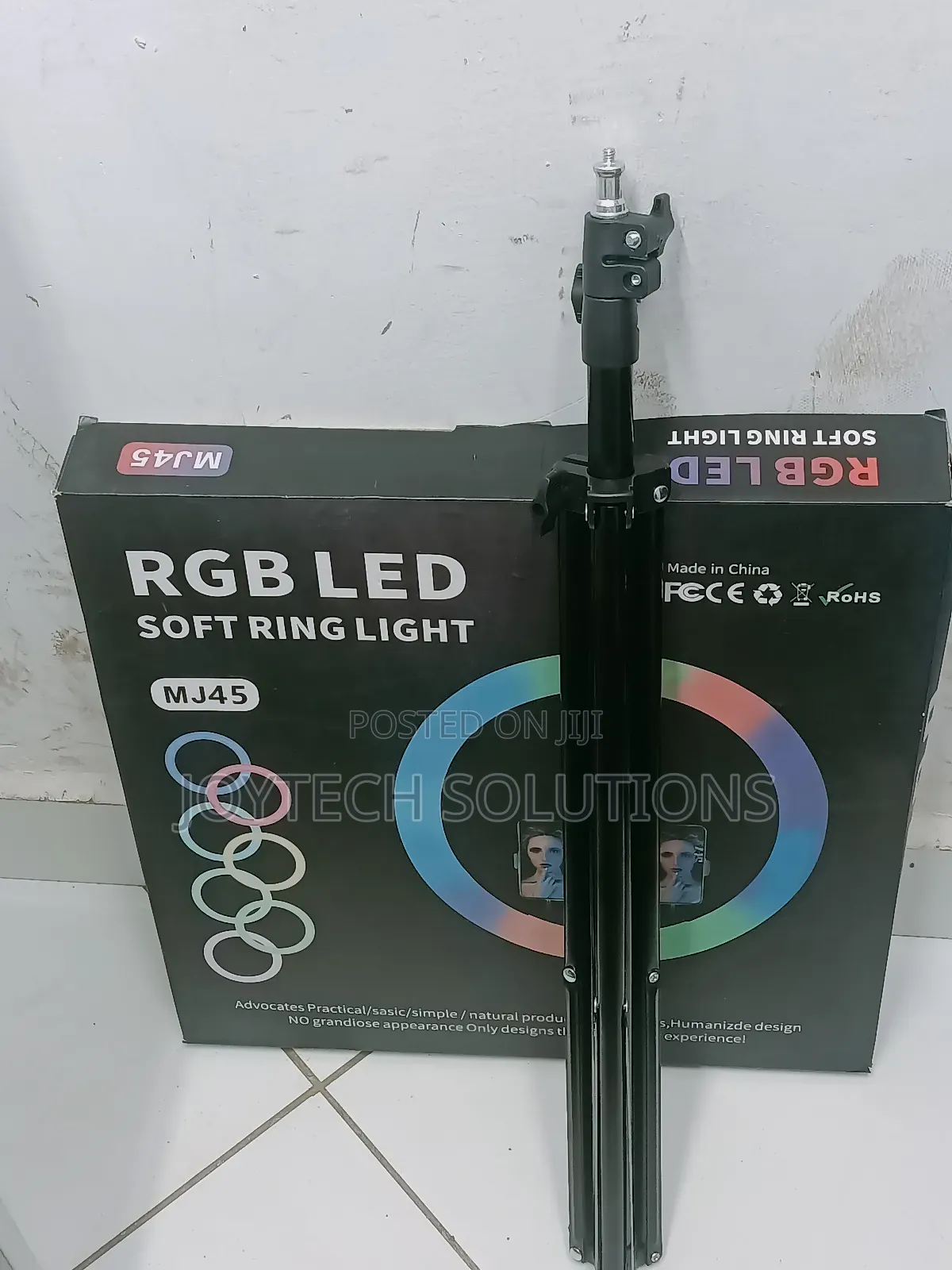 New Hot Selling Mj45 RGB Led Fill Light With a Tripod