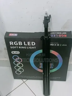 New Hot Selling Mj45 RGB Led Fill Light With a Tripod