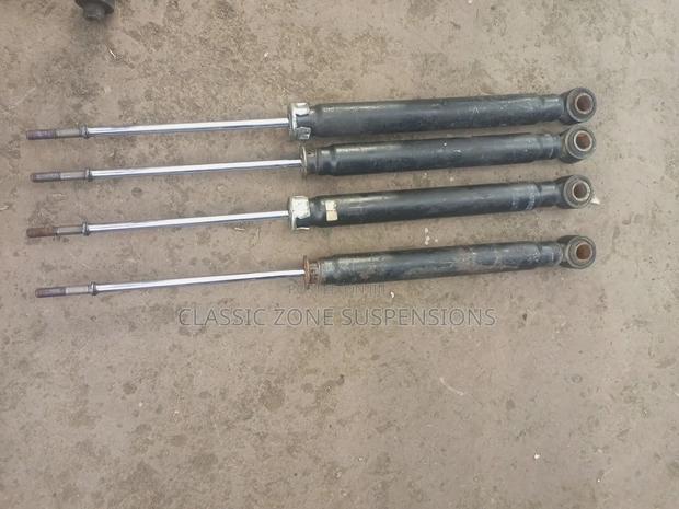 Toyota Noah Back Shocks - thumbnail 2