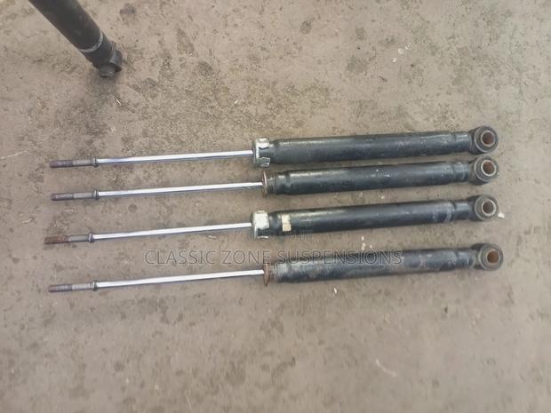 Toyota Noah Back Shocks - thumbnail 3