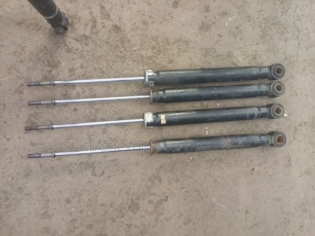 Toyota Noah Back Shocks - thumbnail 4