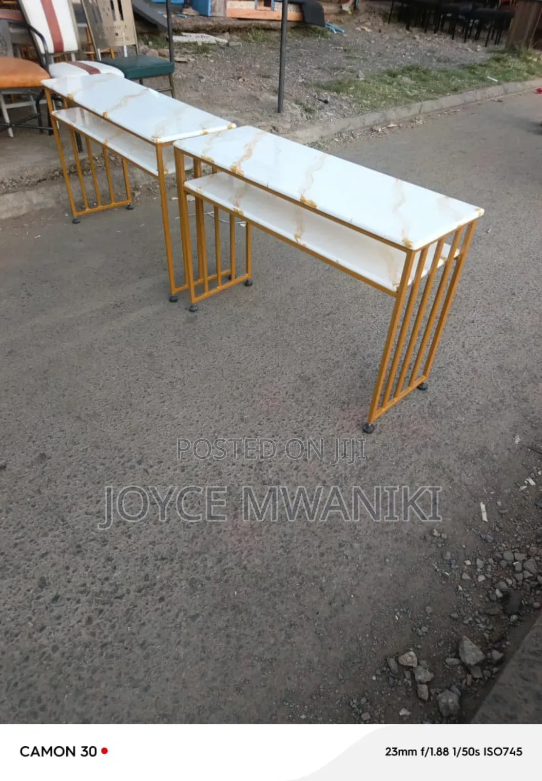 Manicure Table With 2 Marble Tops 