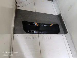 Sleek Universal Car Roof Mate – Modern Design for Any Car