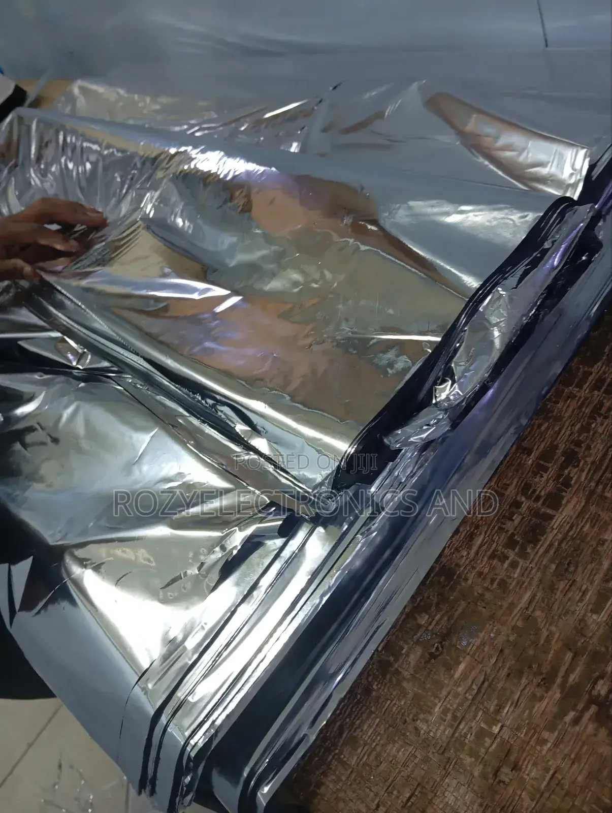 Shinny Meat Folder