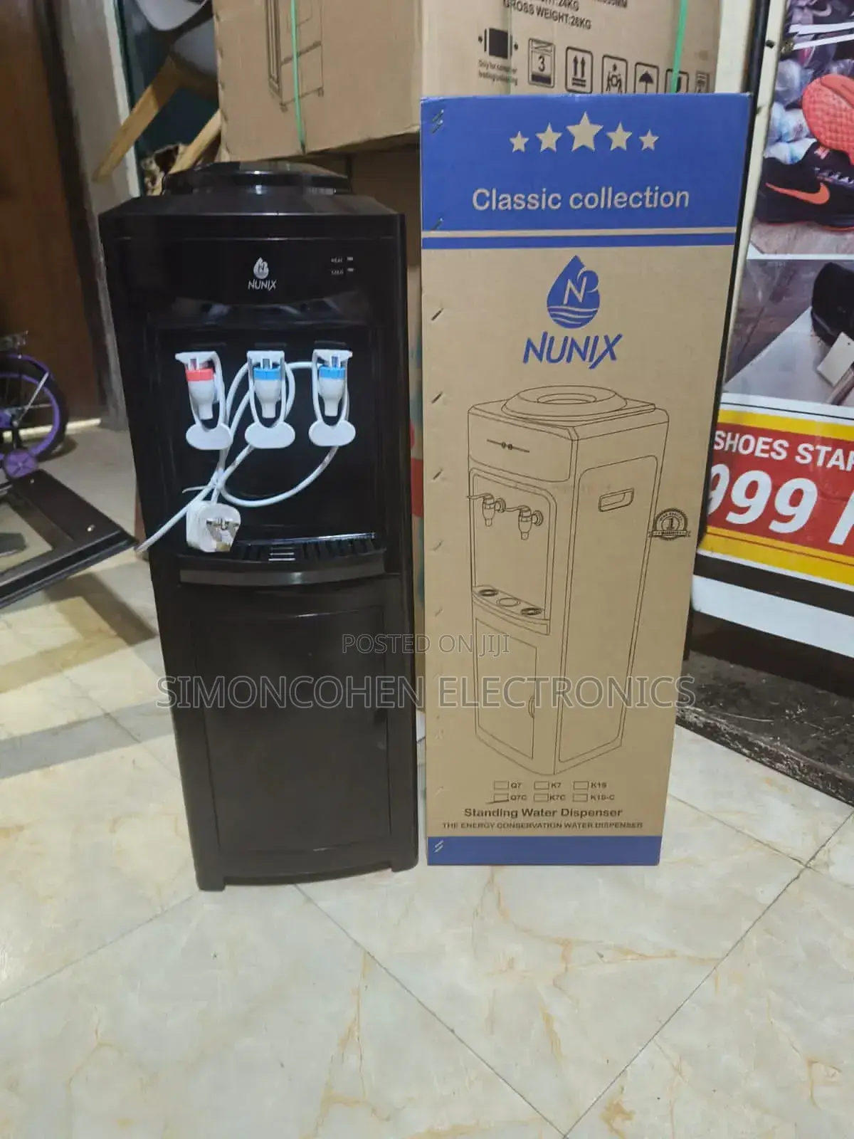 Nunix Three Taps Q7c Black Hot and Cold Dispenser
