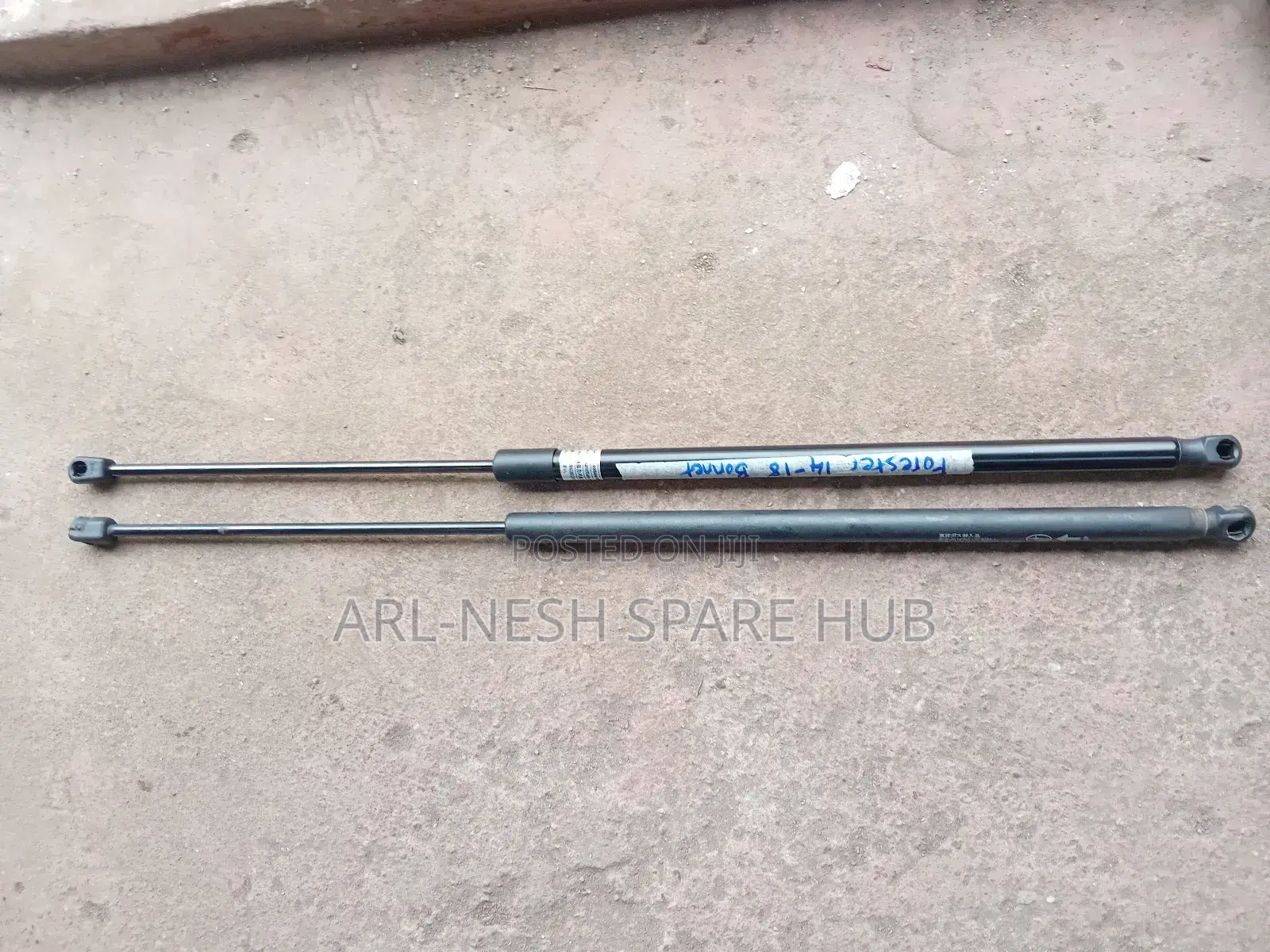 Subaru Forester Sj Bonnet Shock