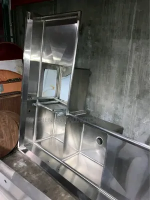 4 Tub Corner Sink