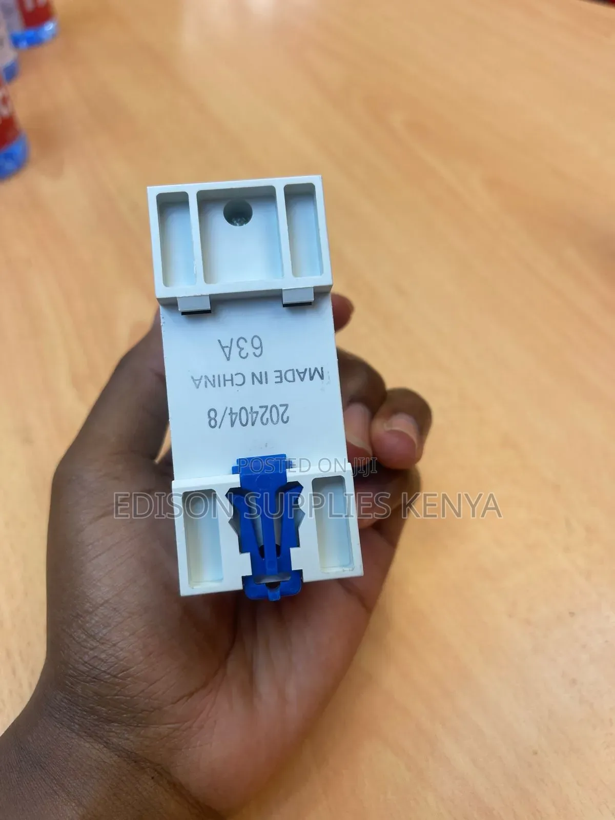 Tronic Adjustable Voltage Protector 63amps Surge Protect 63a