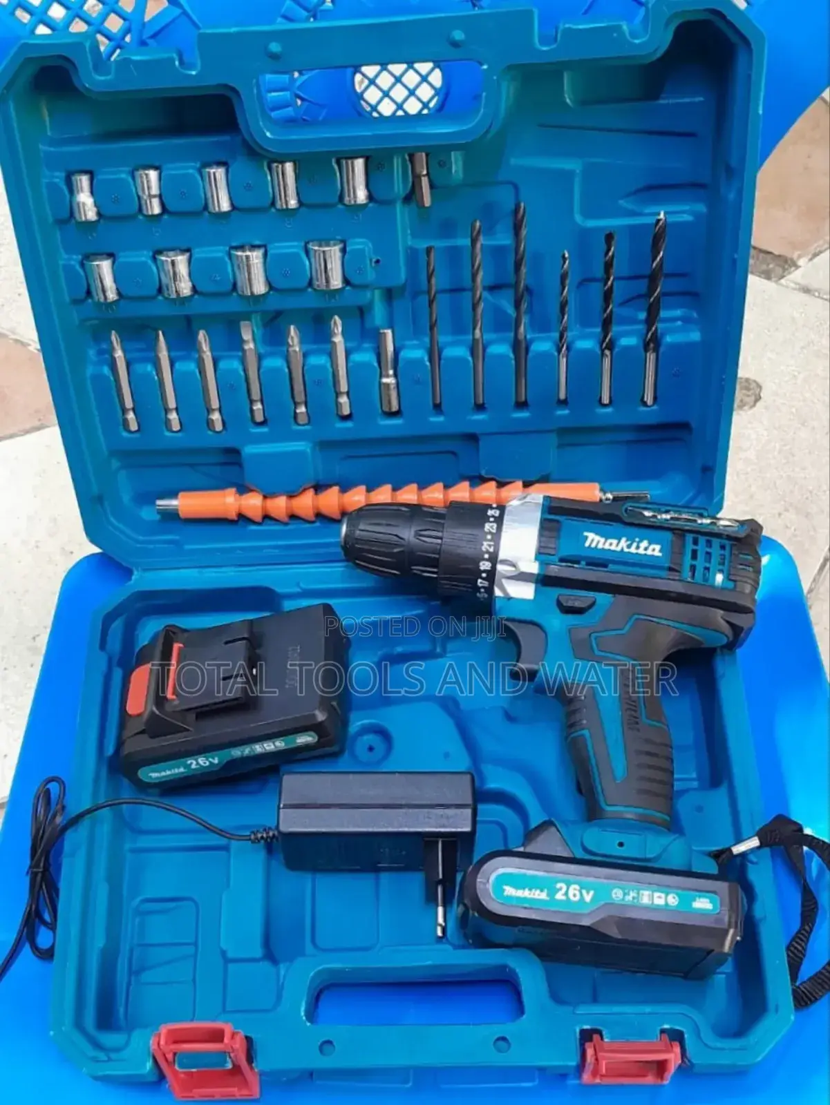 Makita Portable Rechargeable Drill 2 Batteries