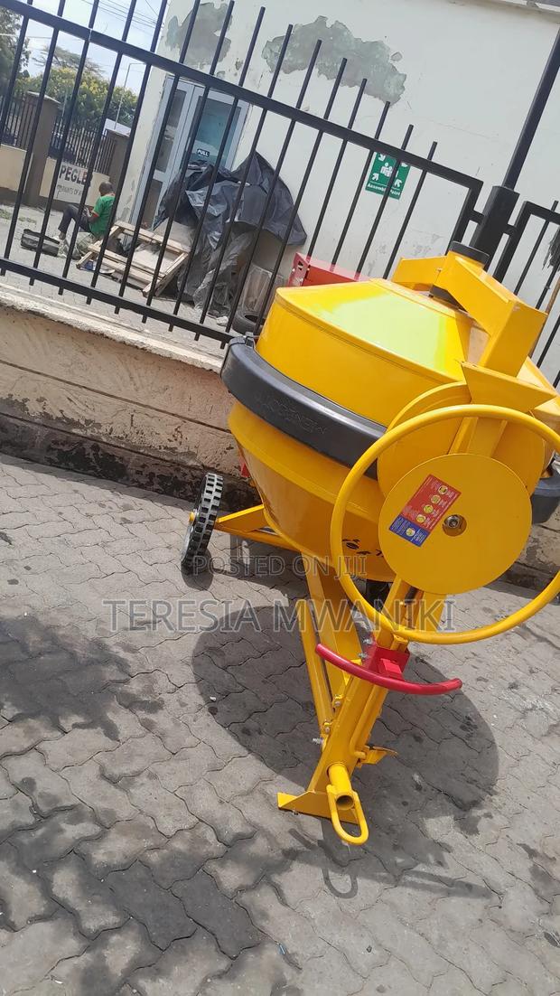 400l Menegotti Concrete Mixer (Made In  Brazil)