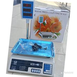 Weighing Scale With Arm - main view