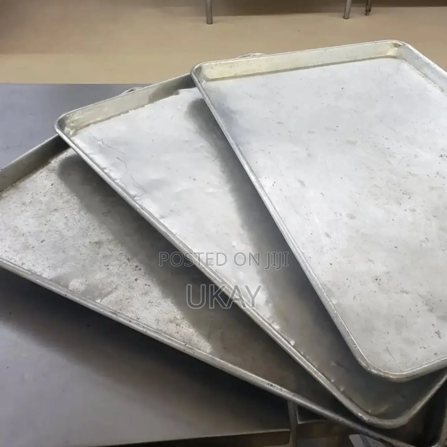 Aluminium Baking and Roasting Dishes.