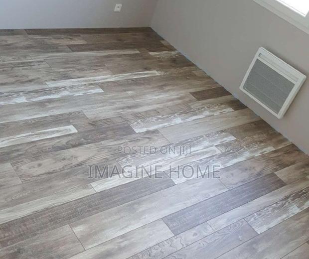 Kids Room With Mkeka Wa Mbao Vinly Flooring Matt