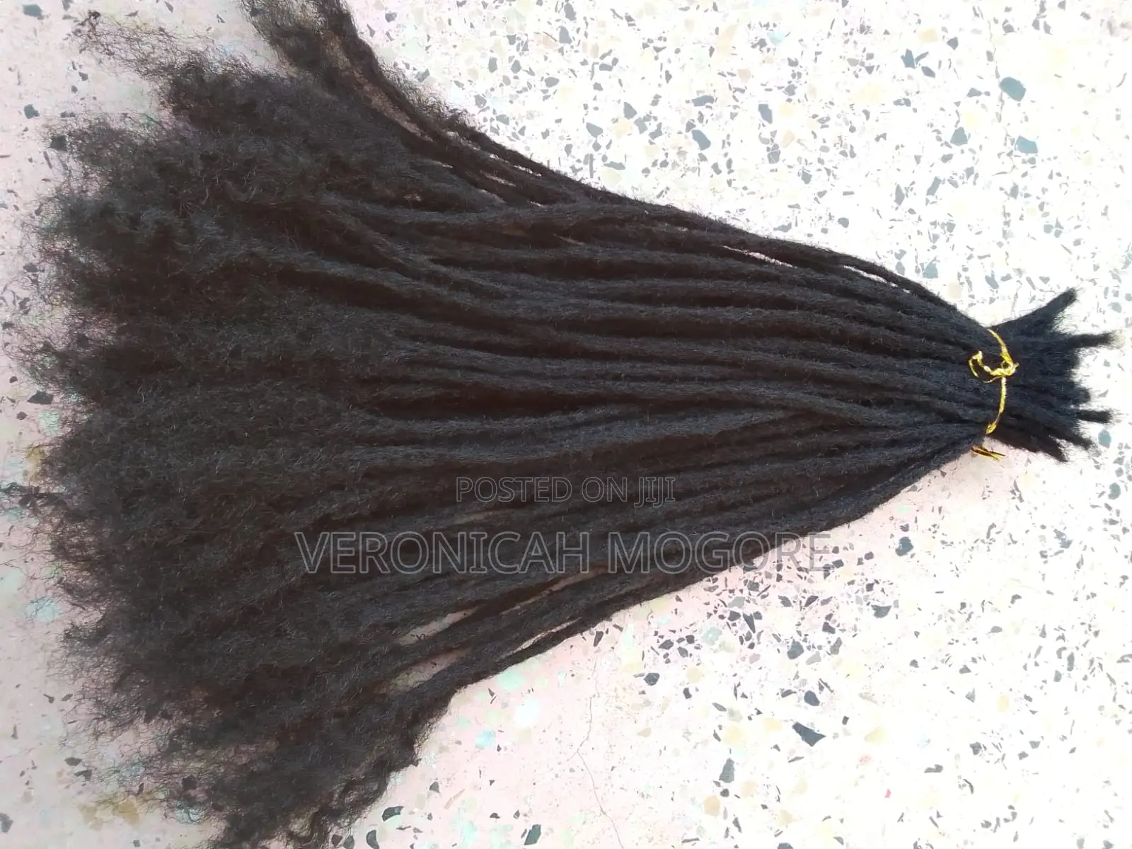 Color 1(Black)
