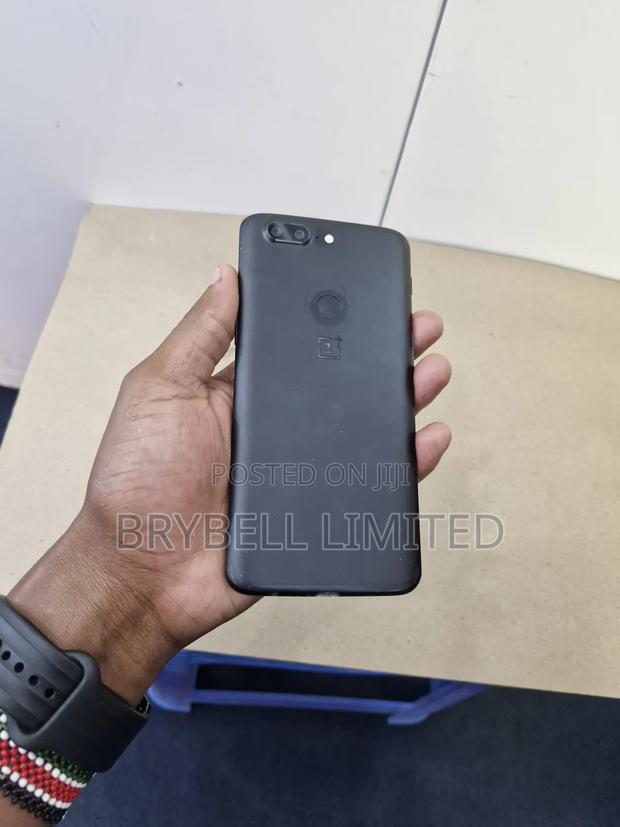 OnePlus 5T 64 GB Black - thumbnail 8