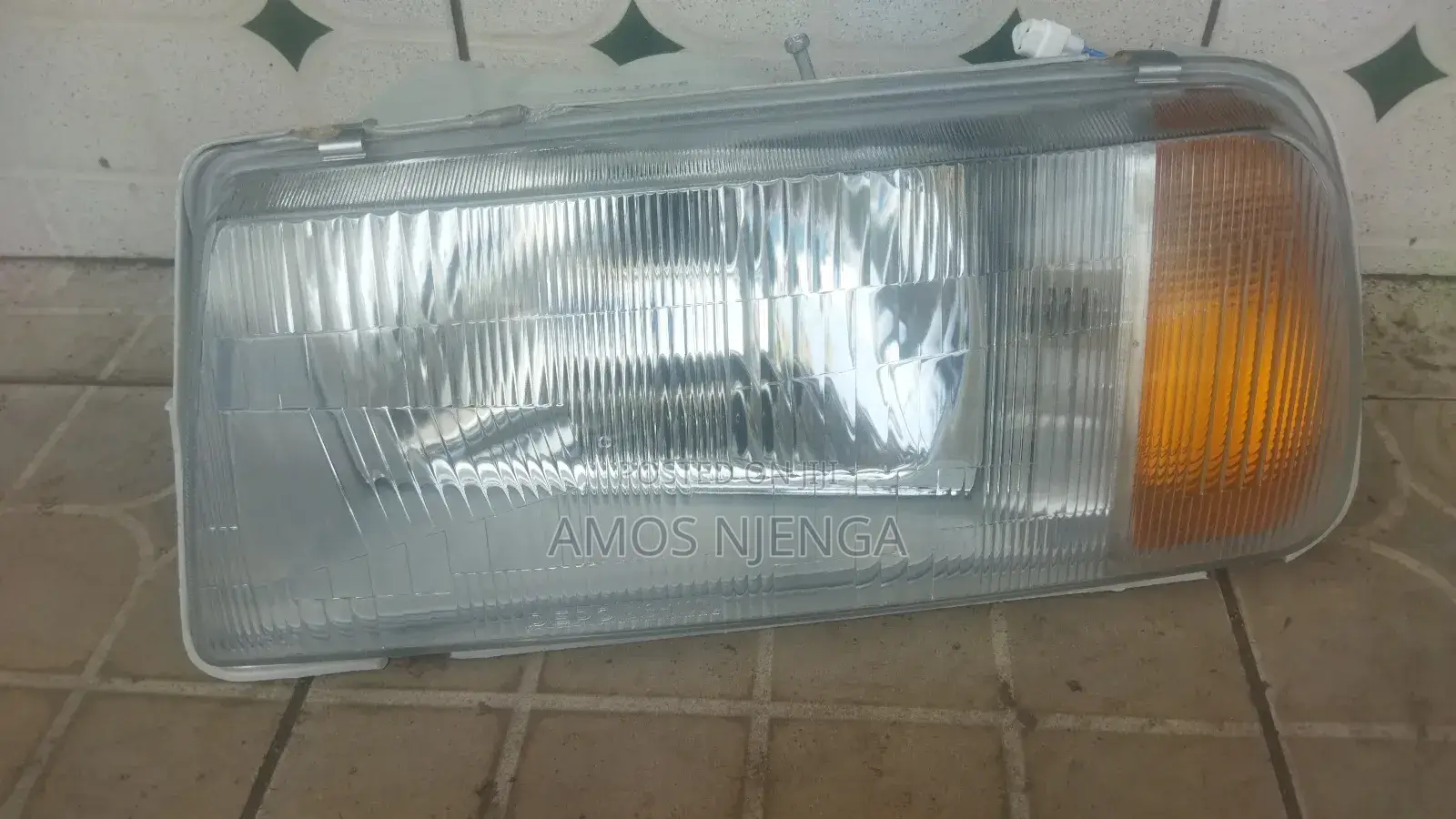 Suzuki Grand Vitara 1988-1998 Headlight