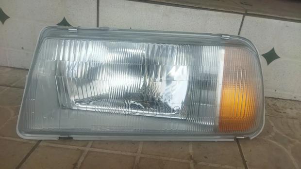 Suzuki Grand Vitara 1988-1998 Headlight - thumbnail 3