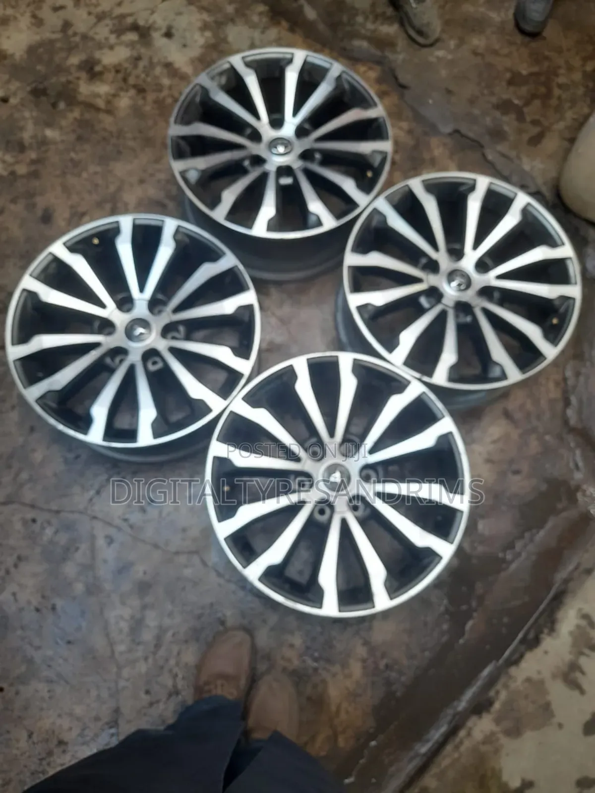 Original Toyota Prado Tx Rims Size 19" Brand New