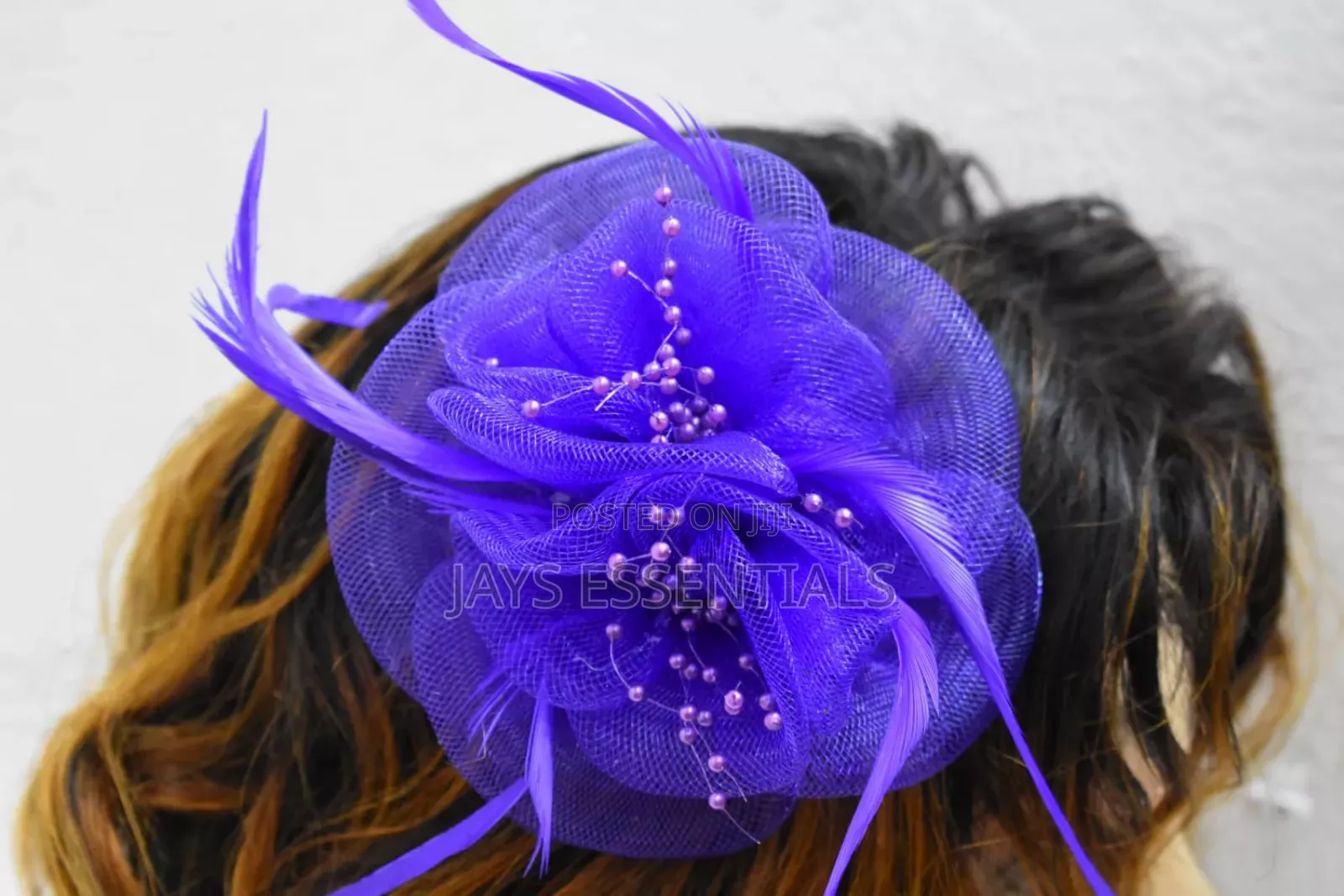 Small Feather Detailed Fascinators
