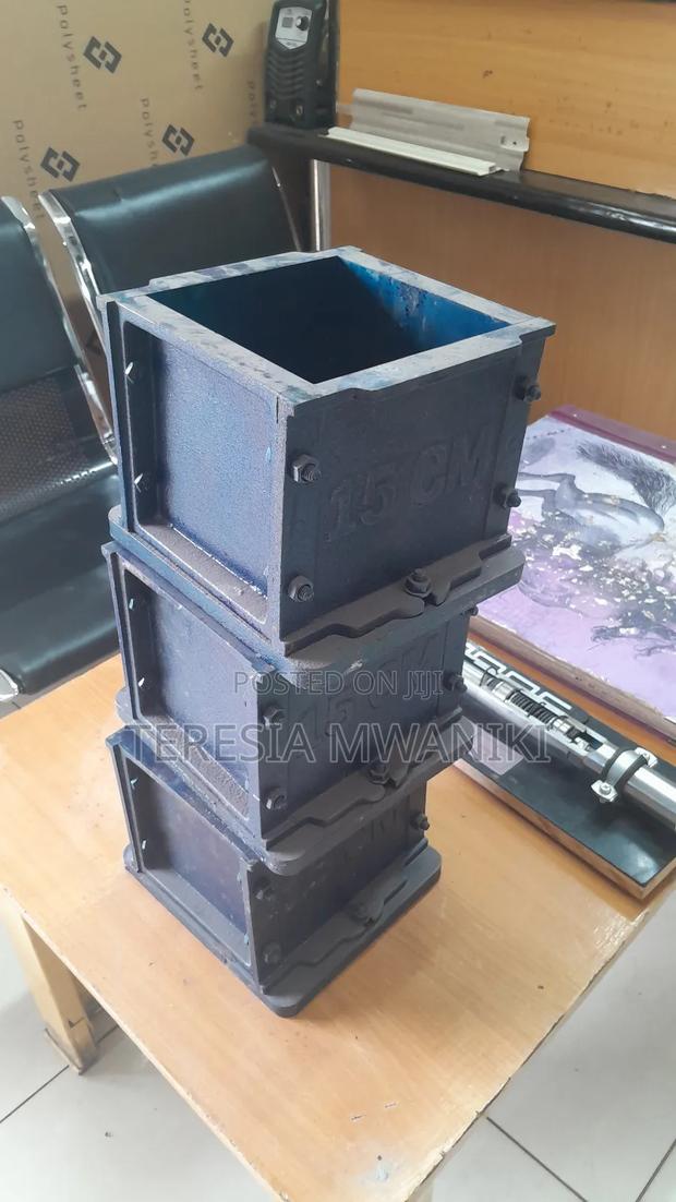 Concrete,Concrete  Cube Moulds  Test - thumbnail 2