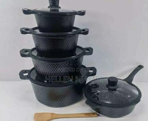 *_Bosch 11pc Cookware With Silicone Lid Covers*