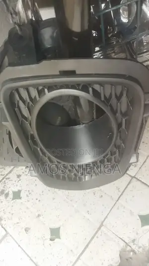 Kia Sorrento 2009-2011 Foglights Cover