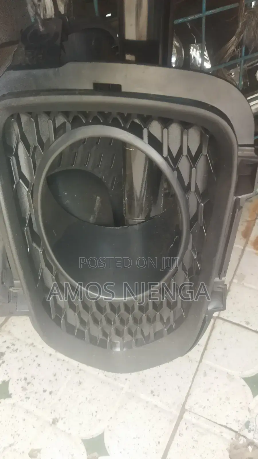 Kia Sorrento 2009-2011 Foglights Cover