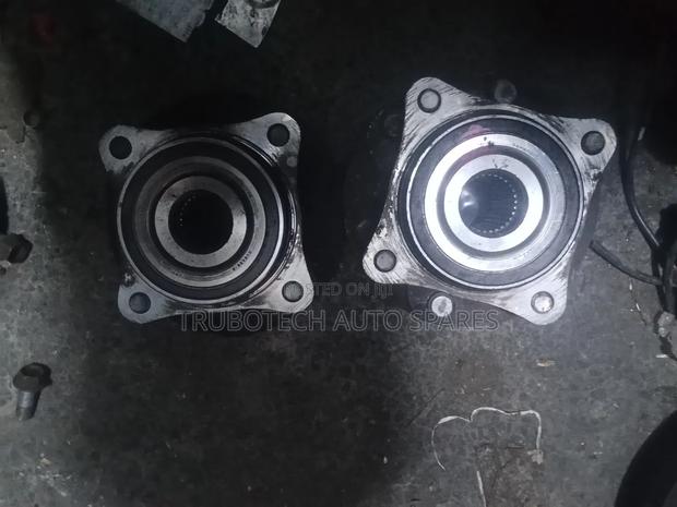 Prado 120 Front Hub