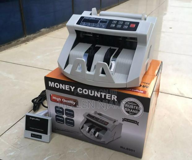 Effective Multi Currency Money Counting Machine - main view