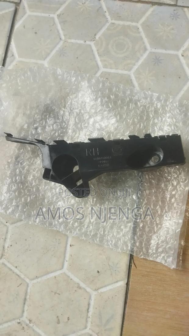 Mazda 3 2014-2018 Bumper Slide - thumbnail 4