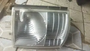 Mitsubishi Canter 2006 Headlight