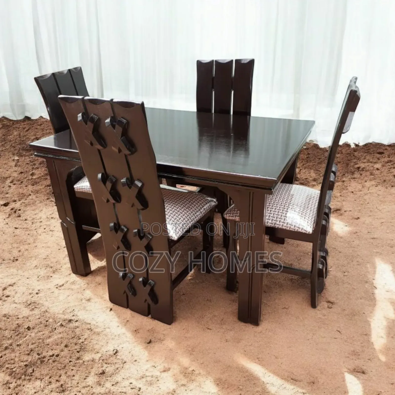 Dining Table, an Exclusive Shiny Black 4 Seater Dining Set