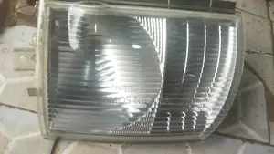 Mitsubishi Canter 2006 Headlight
