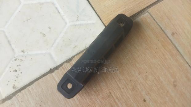 Land Cruiser 200 Series Back Door Trunk Lift - thumbnail 2
