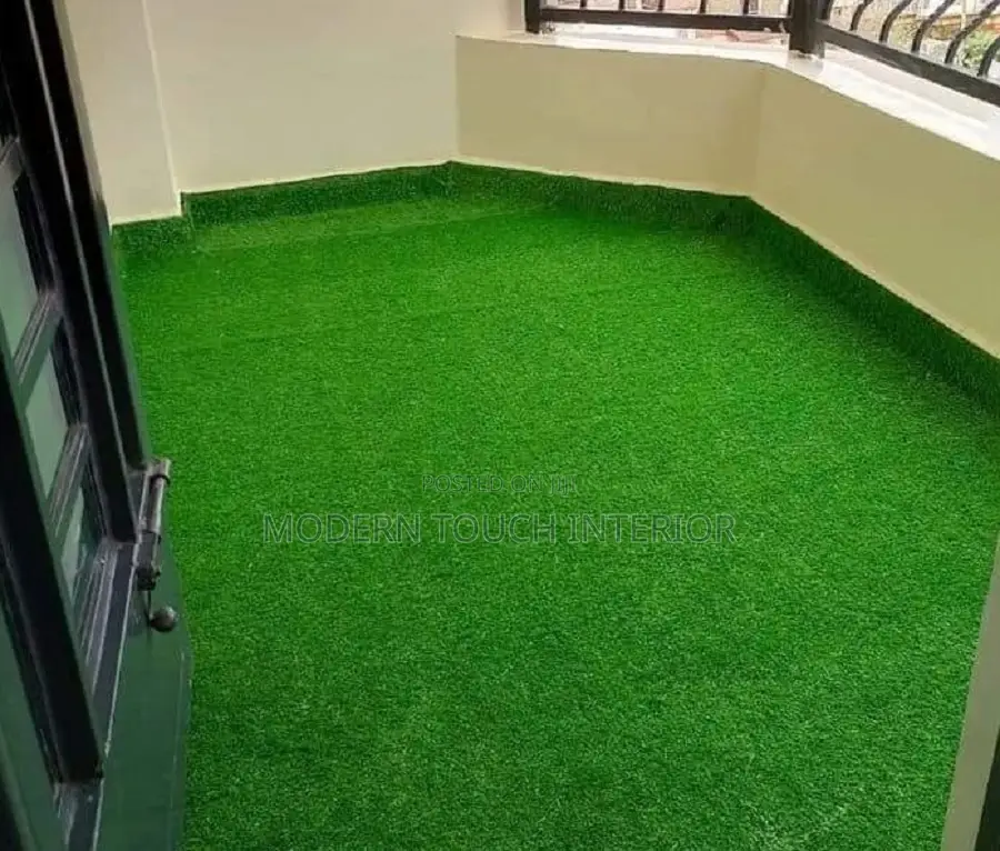 Natural-Looking Artificial Grass Carpet