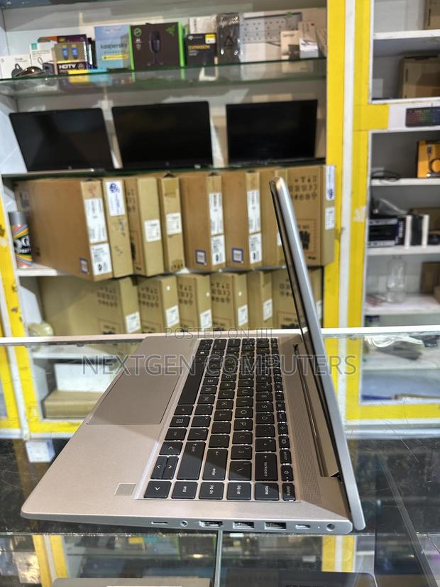 Laptop HP ProBook 640 G8 8GB Intel Core I5 SSD 256GB - thumbnail 3