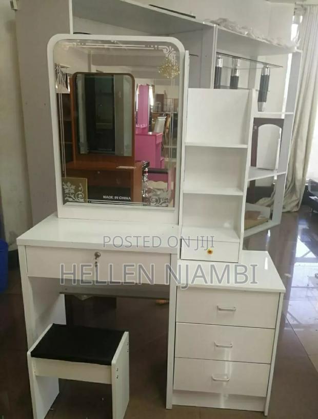 Dressing Table With Sliding Mirror