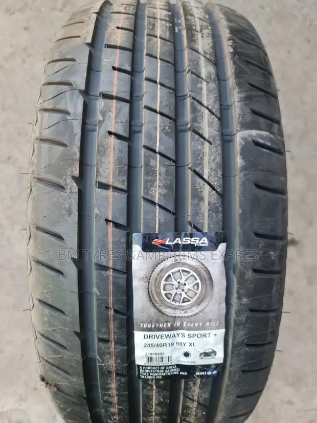 245 /40 R19 Lassa (Turkey) - main view