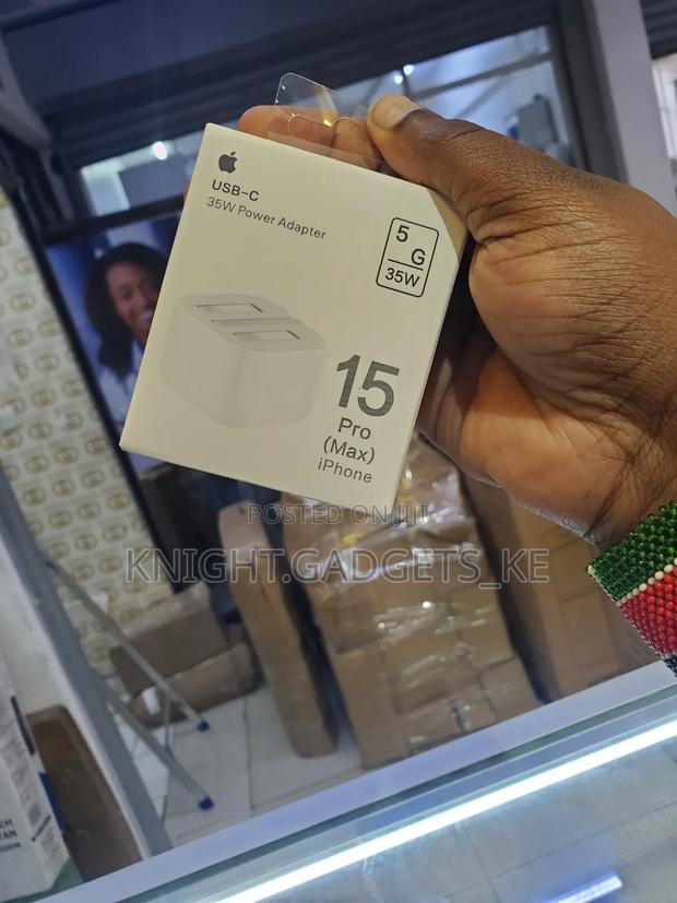 Apple 35watts Usb C Power Adapter - thumbnail 2