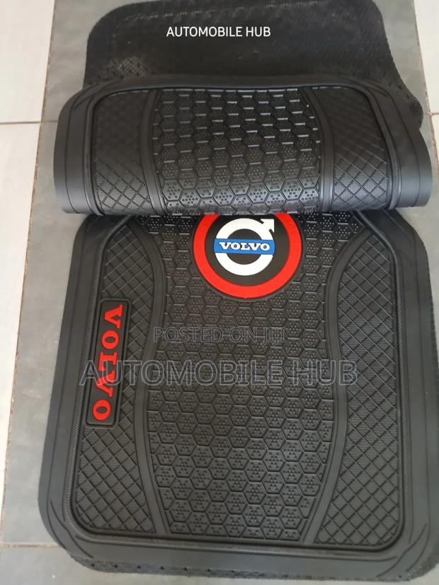 Volvo Floor Mats - Black Volvo Floor Mats - main view