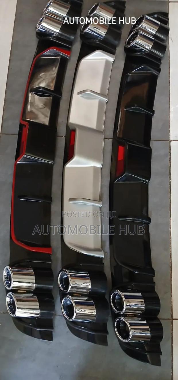 Universal Rear Bumper Diffuser - Car Rear Spoiler//Diffuser - thumbnail 2